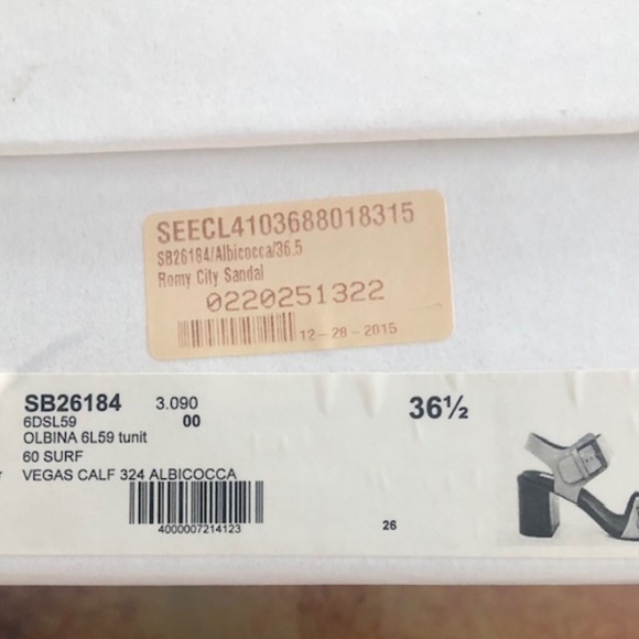 See By Chloe LIKE NEW IN BOX - Picture 2 of 8